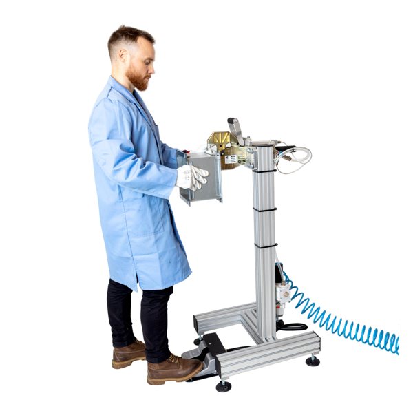 Stativ pentru scula de clinching — 2